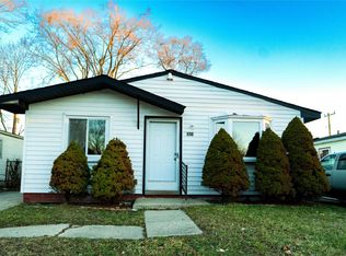 152 W Mansfield Ave, Pontiac, MI