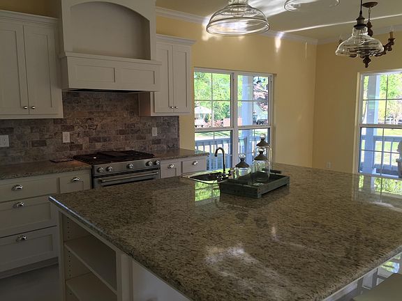 4th image of 22366 Cherry Ln