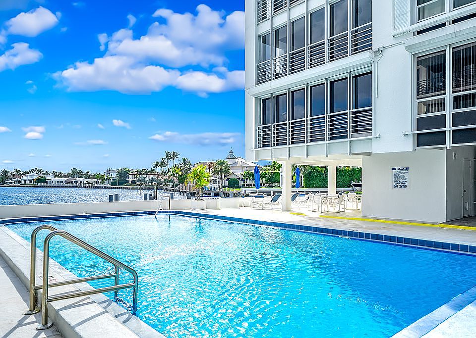 1st image of 850 NE Spanish River Blvd APT 33