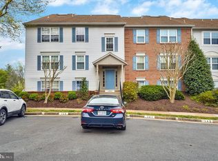 12101 Greenway Ct APT 202, Fairfax, VA