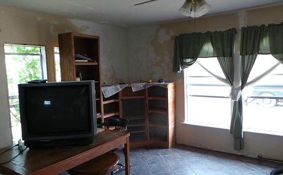 5th image of 277 Crossroads Dr