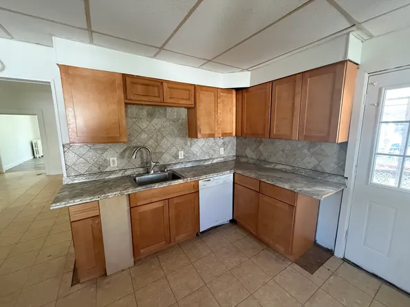 1431 Sanderson Ave, Scranton, PA