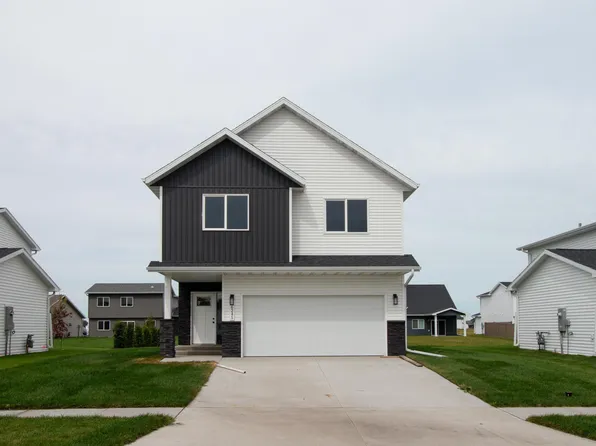 6241 86th Ave S, Horace, ND 58047