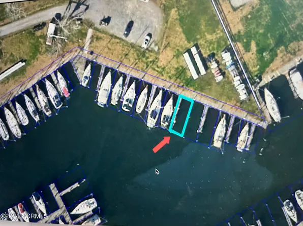 Slip 113 Pecan Grove Marina, Oriental, NC 28571