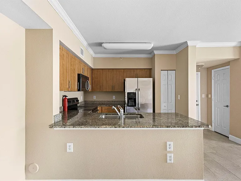 6450 Emerald Dunes Dr #103 — Photo 11