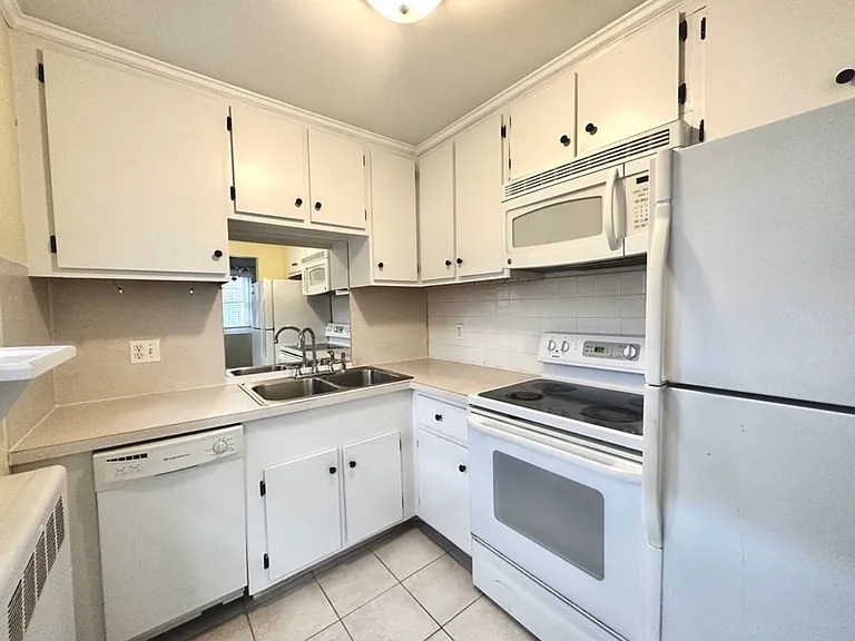 48 Emerson Gardens Rd #48 — Photo 9