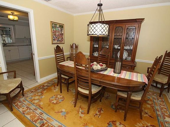 5th image of 104 Valley Ct
