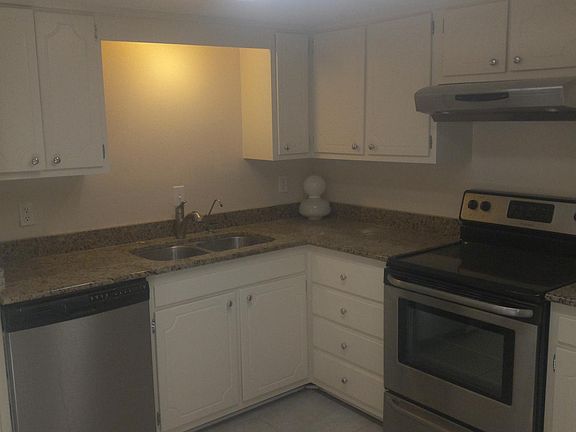 5th image of 2728 Whitney Pl APT 117