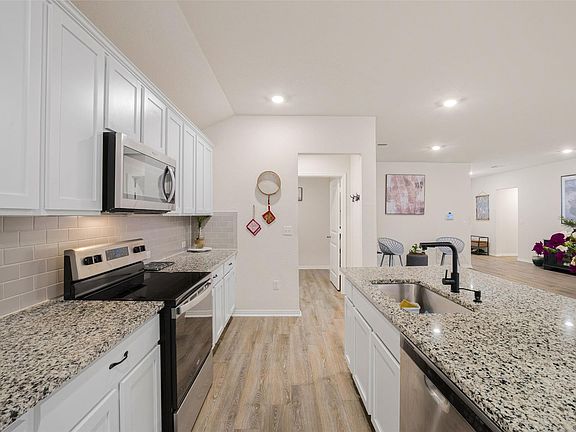 5th image of 109 Egret Dr