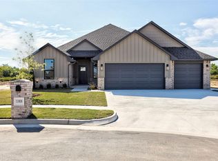 11008 NW 17th St, Yukon, OK 73099