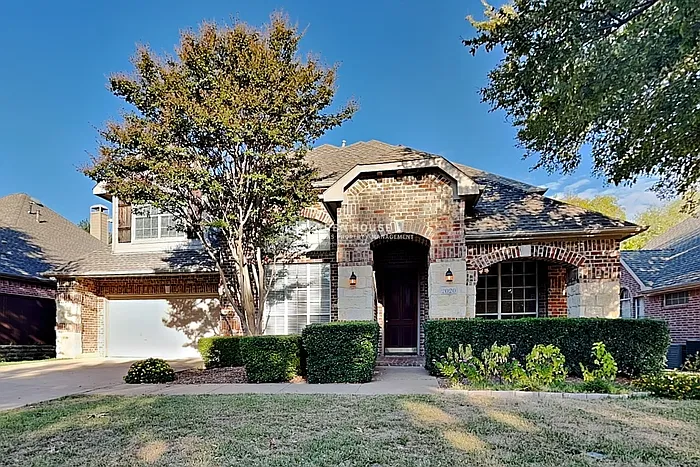 5 bed, 3.0 bath, 3334 sqft, $3,195 — Photo 1
