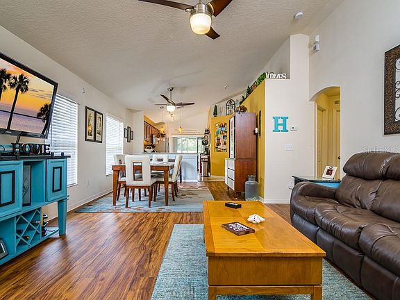 2nd image of 24426 Summer Wind Ct