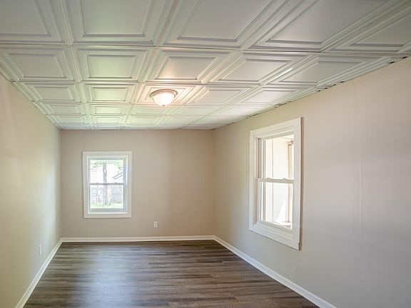 5th image of 52 Lehigh Ave