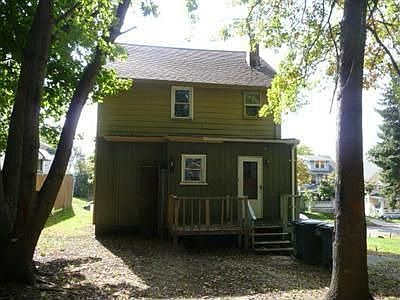 3rd image of 1447 Newton St