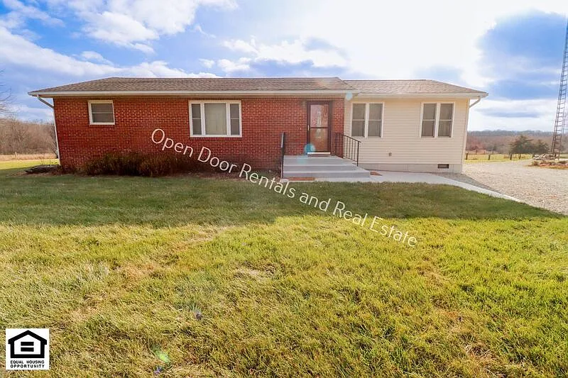 8122 County Road 60