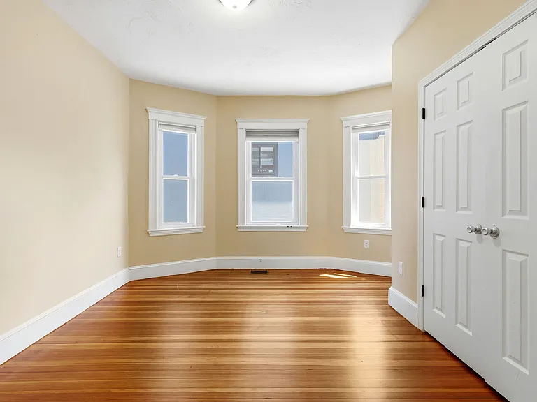 47 Metropolitan Ave #1 — Photo 11