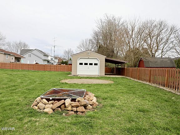 3rd image of 106 Berkeley Dr