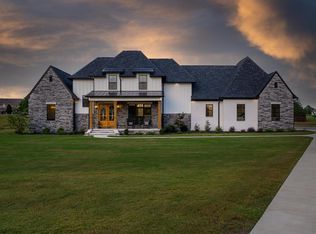 329 Randal Ct, Florence, AL 35634