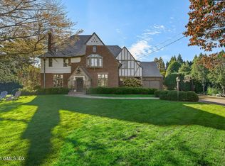 8 Quintard Ave, Old Greenwich, CT 06870