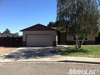 3140 Stern Way photo 1