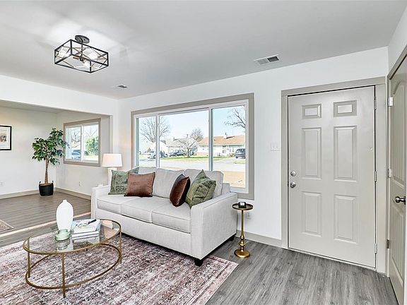 5th image of 4216 Saint Leonard Ln