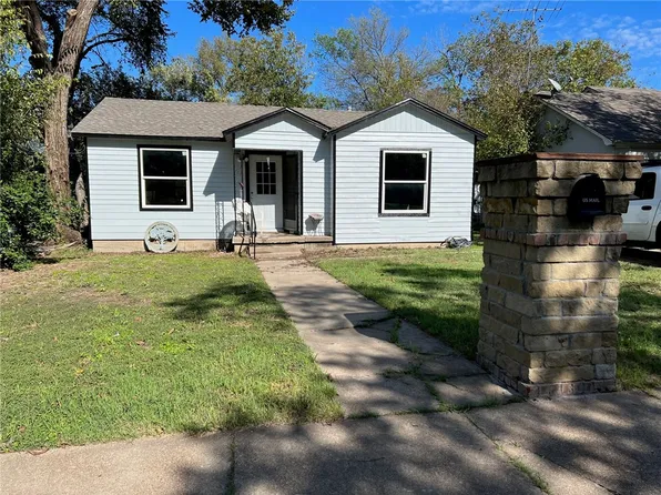 705 N 33rd St, Waco, TX 76707