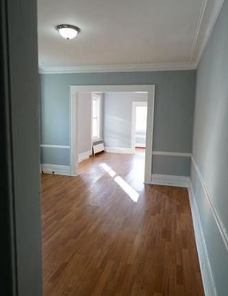 4th image of 880 S 20th St Floor 3