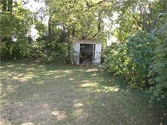2nd image of 409 N Chelsea Ave