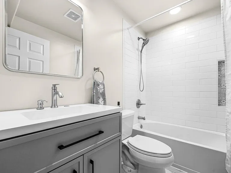 1107 Century Oak Dr — Photo 5