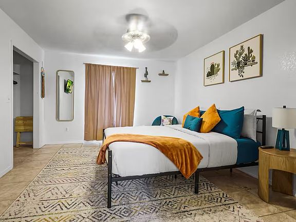 5th image of 3701 Keltner Ave #33