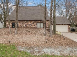 824 59th St SE, Kentwood, MI 49508