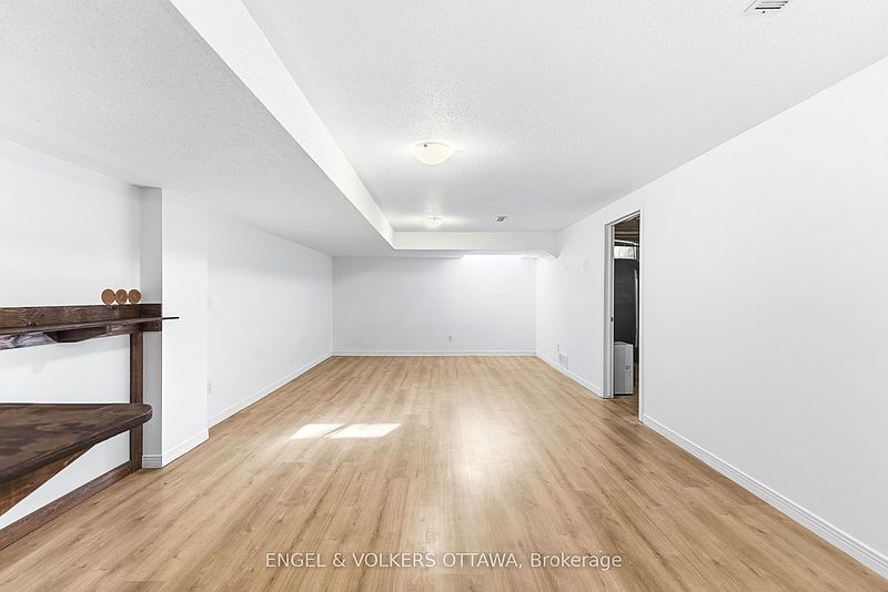Ottawa House for rent - 3 Bedrooms — photo 20