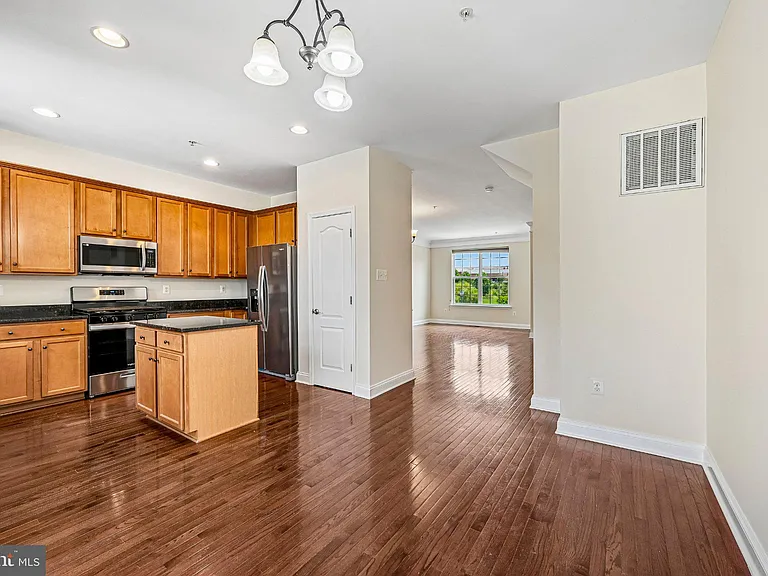 23004 Meadow Mist Rd — Photo 22