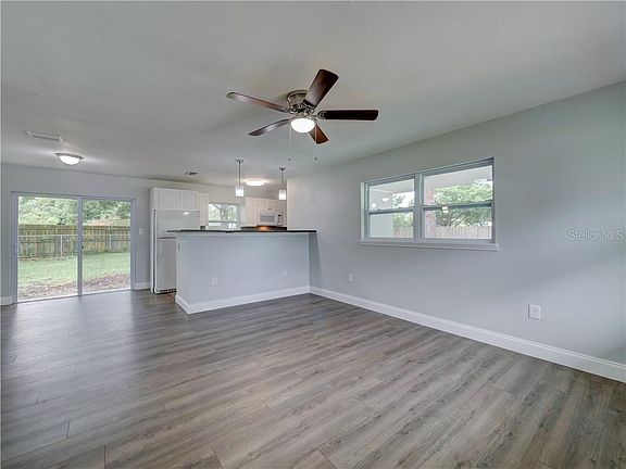 4th image of 3401 Aloha Dr