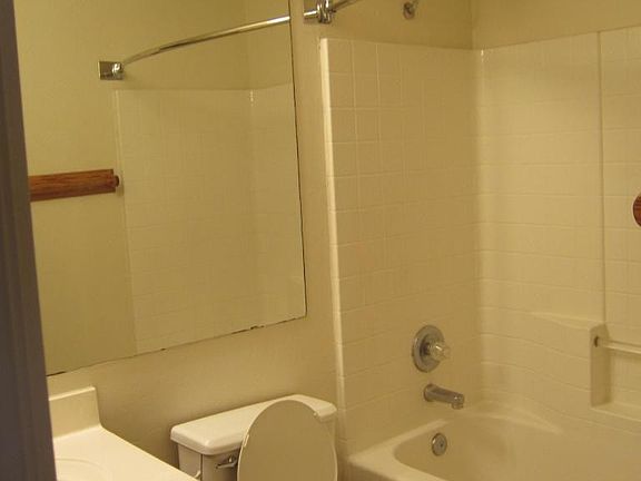 20130827164952478673000000-o