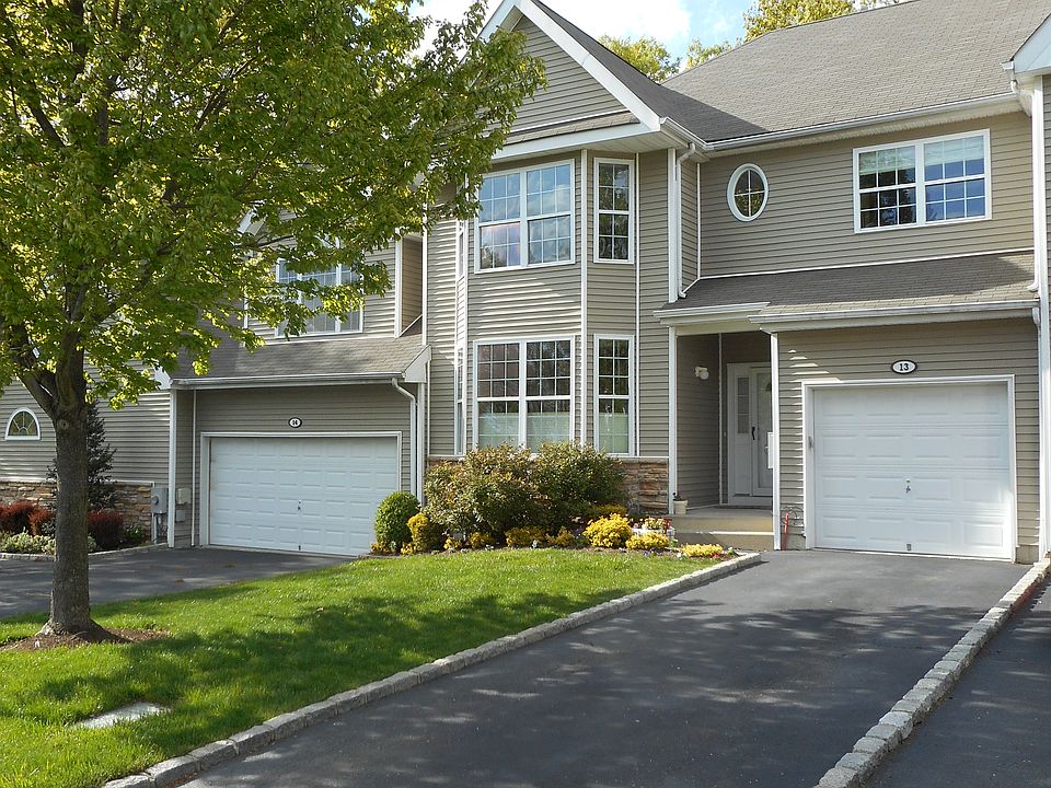 1st image of 13 Arielle Ct