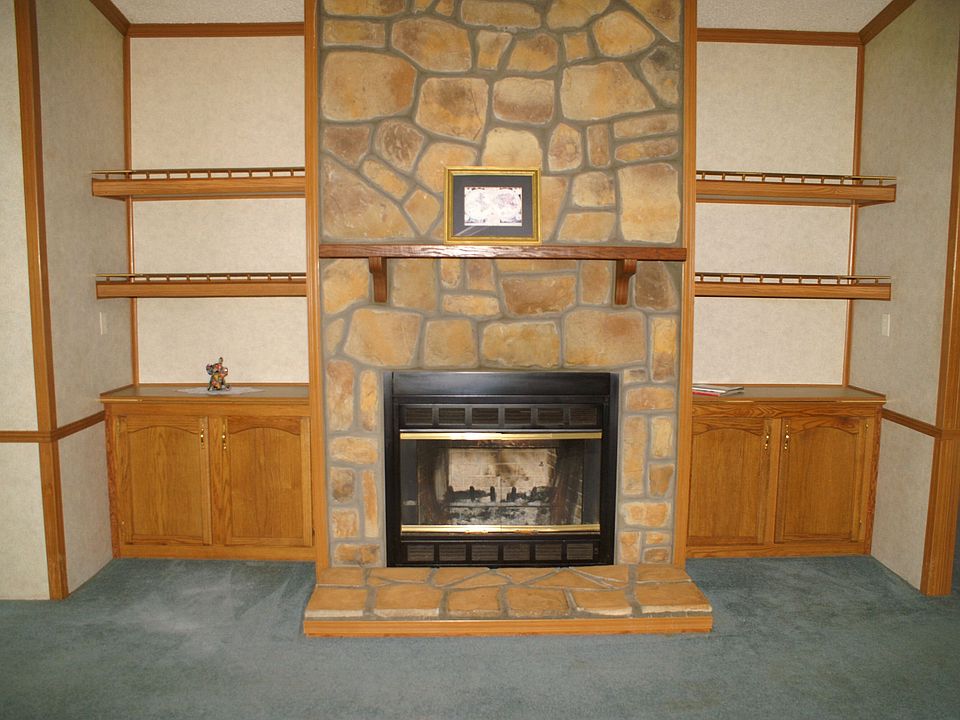 2nd image of 4762 Jones Gap Rd