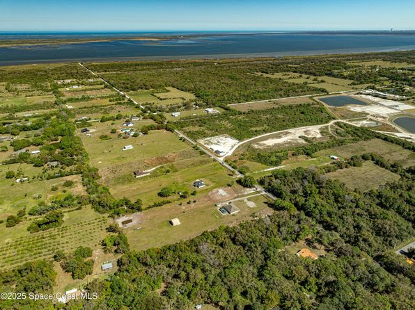 3500 Huntington Ave, Mims, FL 32754