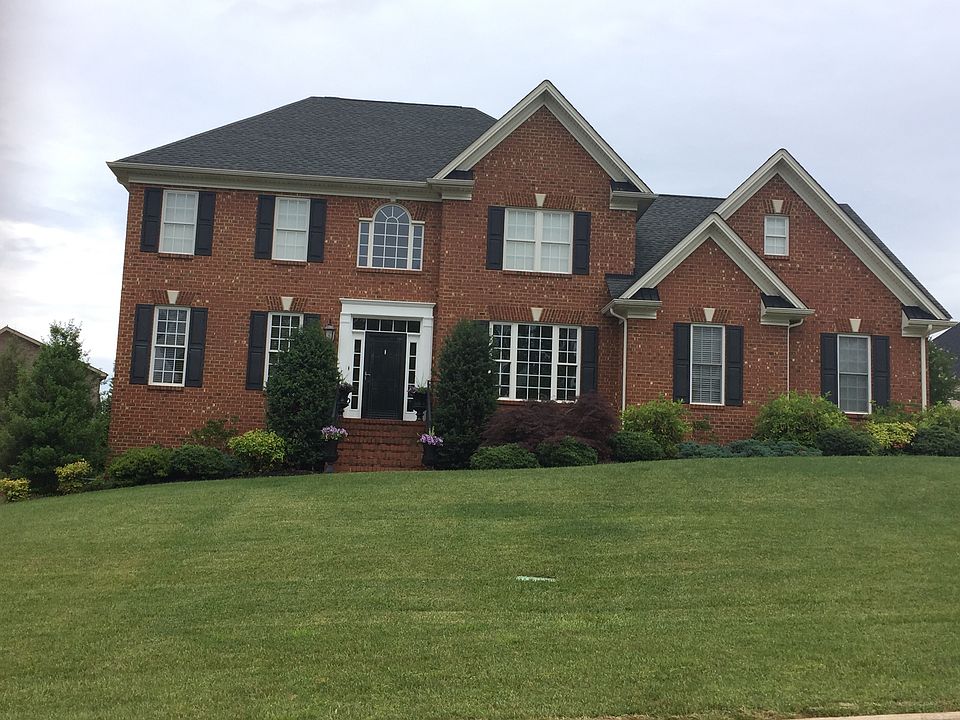 1st image of 301 Two Creek Dr
