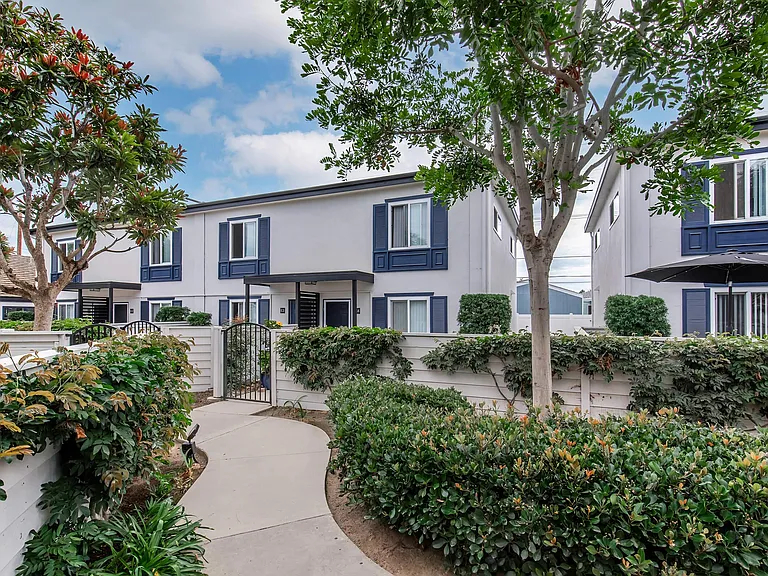 Sandpointe Cove Apartment Homes — Photo 9