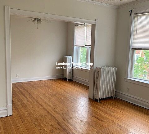 2nd image of 4356 N Winchester Ave APT 3