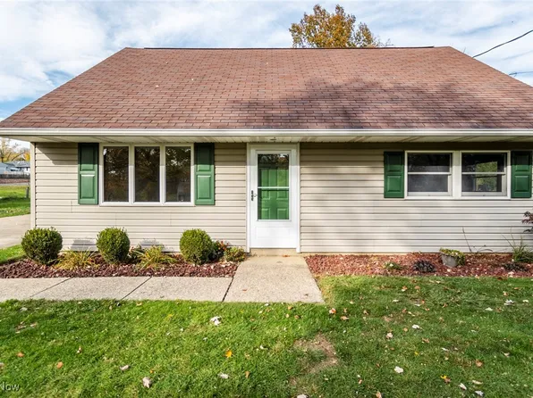 4168 Burkey Rd, Youngstown, OH 44515