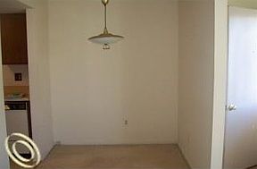 4th image of 25330 Franklin Ter