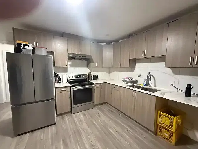 3 bed, 2.0 bath, 1102 sqft, $2,500 — Photo 3