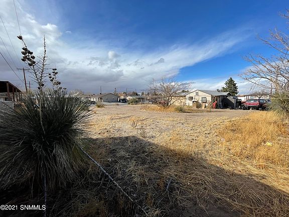 3rd image of 217 Las Lomitas Dr