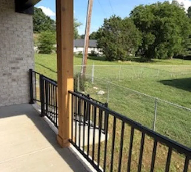 837 Temple Way — Photo 17