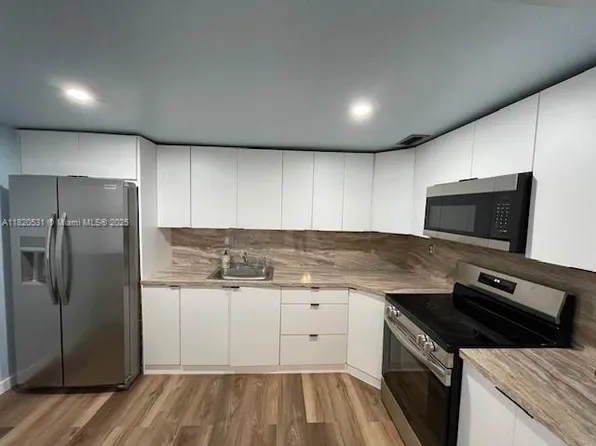 1475 NE 125th Ter APT 614K, North Miami, FL 33161