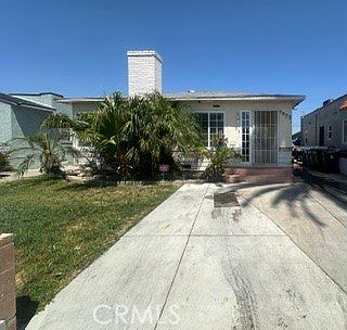 1st image of 5832 Gaviota Ave