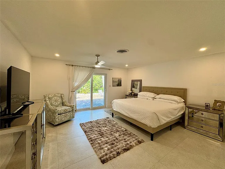 7372 Melaleuca Way — Photo 14