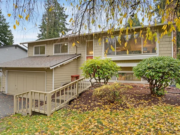 7231 Rhododendron Place NW, Bremerton, WA 98311